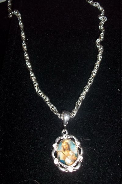 Colar em prata com pingente de Jesus Cristo