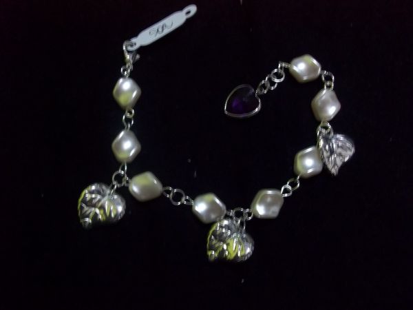 Pulseira Berloqueira Perola com Folha de Prata